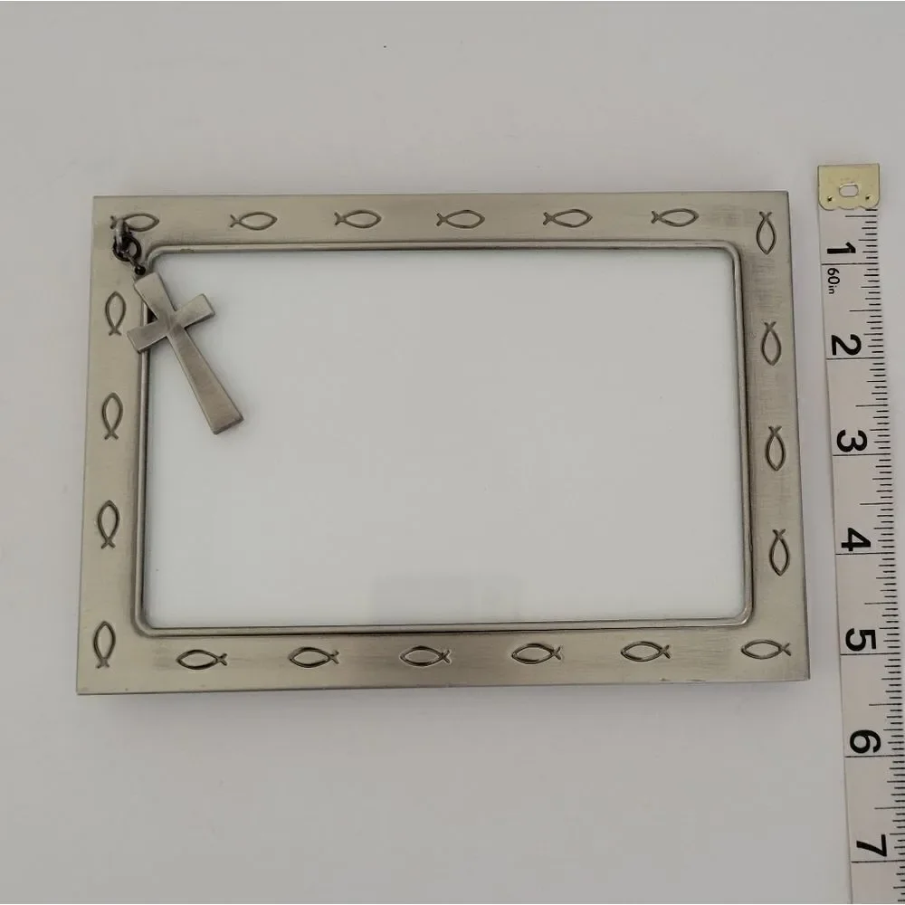Fetco Kayla Cross Silver Frame